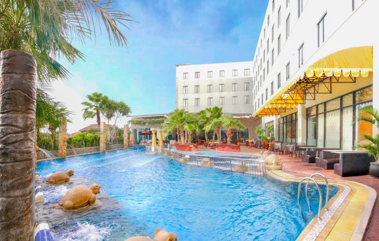 Hermes Palace Hotel Banda Aceh Exteriér fotografie